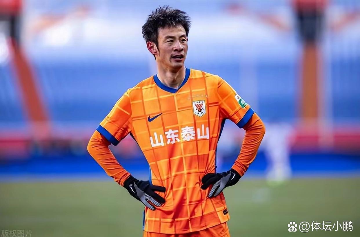 2球领先被追平！中超-泽卡双响彭欣力染红泰山2-2河南